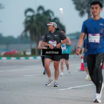 Runner Photo 7520255