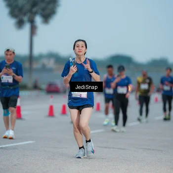 Runner Photo 7520264