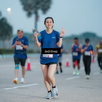 Runner Photo 7520265