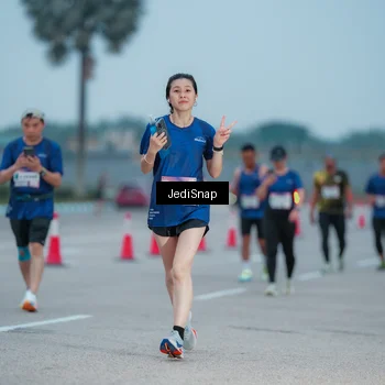 Runner Photo 7520266