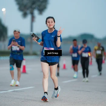 Runner Photo 7520267