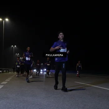 Runner Photo 7520272