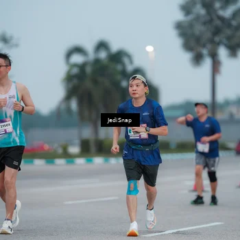 Runner Photo 7520274