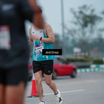 Runner Photo 7520287