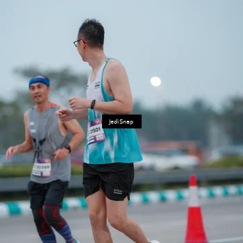 Runner Photo 7520289