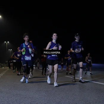 Runner Photo 7520292