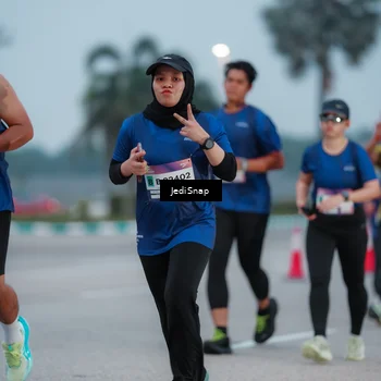 Runner Photo 7520301