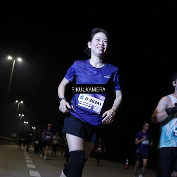 Runner Photo 7520331