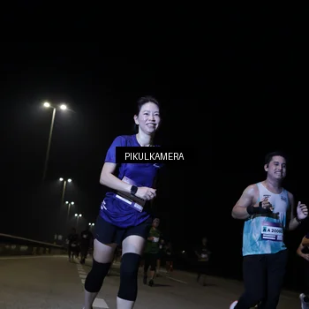 Runner Photo 7520332