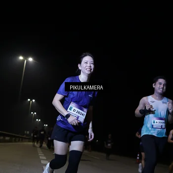 Runner Photo 7520341