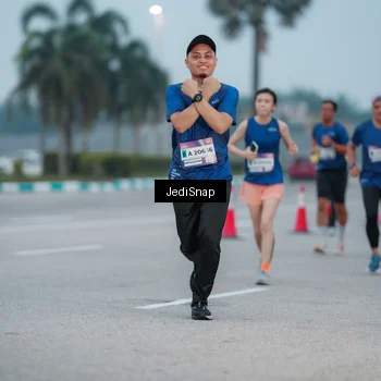 Runner Photo 7520355