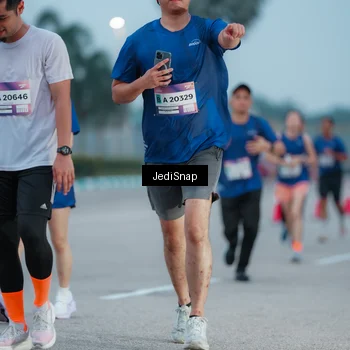 Runner Photo 7520356