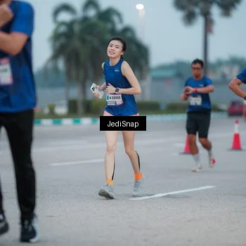 Runner Photo 7520361