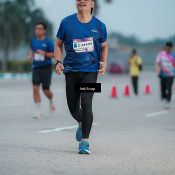 Runner Photo 7520374