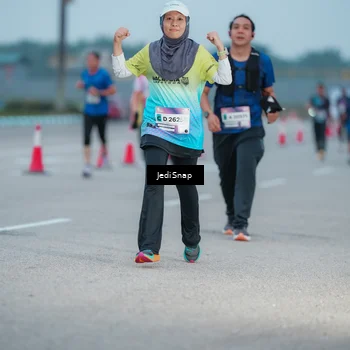 Runner Photo 7520379
