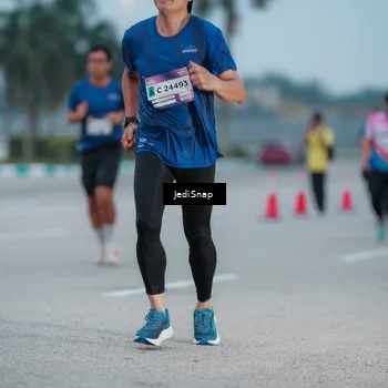 Runner Photo 7520380