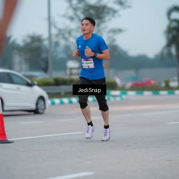 Runner Photo 7520396