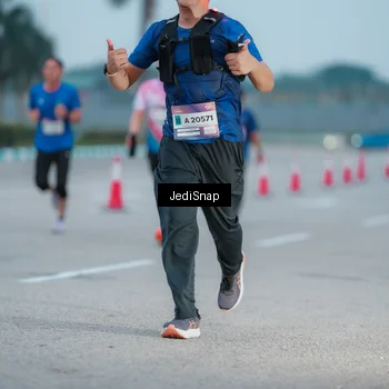 Runner Photo 7520398