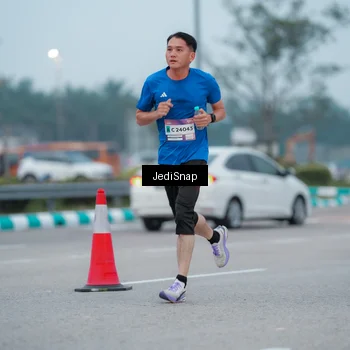 Runner Photo 7520403
