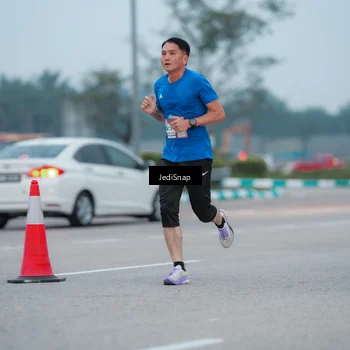 Runner Photo 7520405