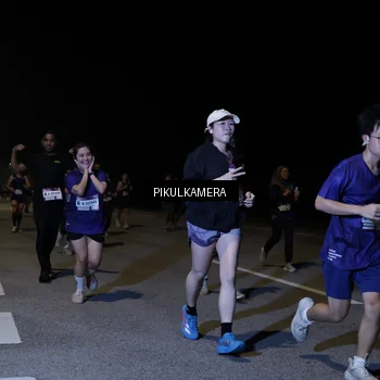 Runner Photo 7520410