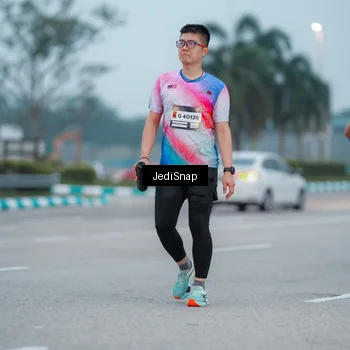 Runner Photo 7520434
