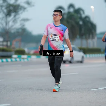 Runner Photo 7520436
