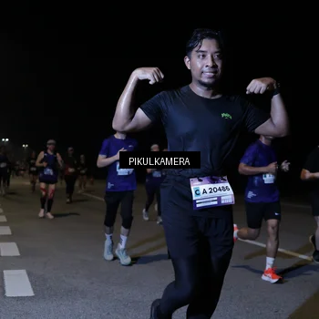 Runner Photo 7520443