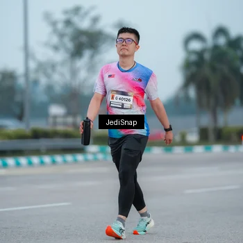 Runner Photo 7520445