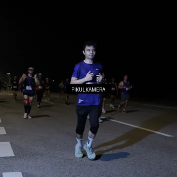 Runner Photo 7520447