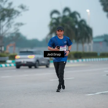 Runner Photo 7520452