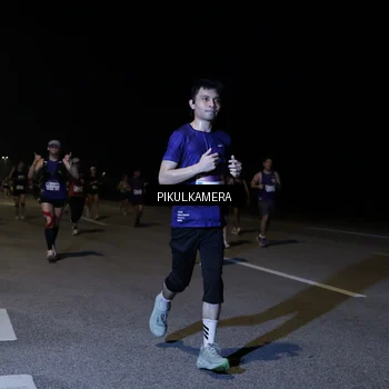 Runner Photo 7520456