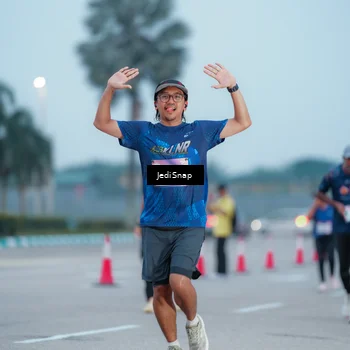 Runner Photo 7520466