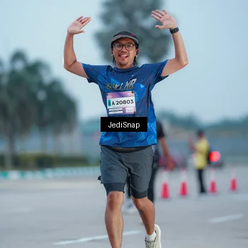 Runner Photo 7520469