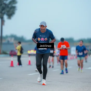 Runner Photo 7520478