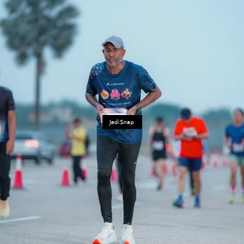 Runner Photo 7520479