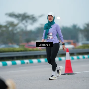 Runner Photo 7520500
