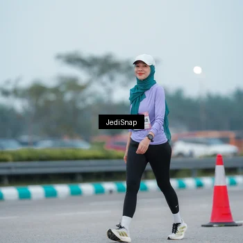 Runner Photo 7520501