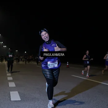 Runner Photo 7520505
