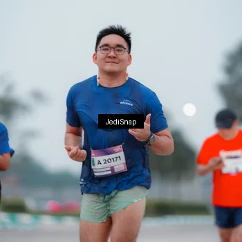 Runner Photo 7520509