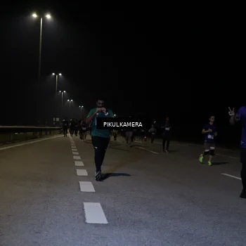 Runner Photo 7520519
