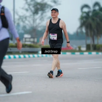 Runner Photo 7520545
