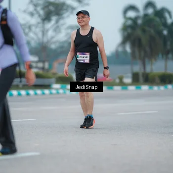 Runner Photo 7520546