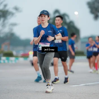 Runner Photo 7520563
