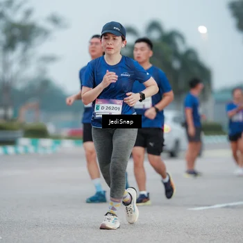 Runner Photo 7520566