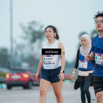 Runner Photo 7520579