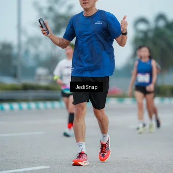 Runner Photo 7520585