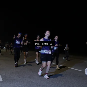 Runner Photo 7520586