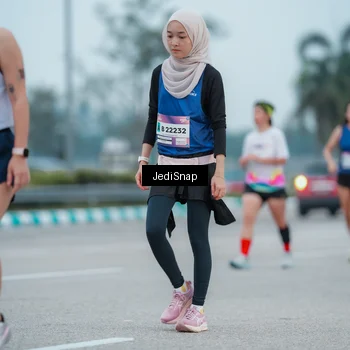 Runner Photo 7520587