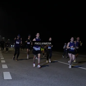 Runner Photo 7520588